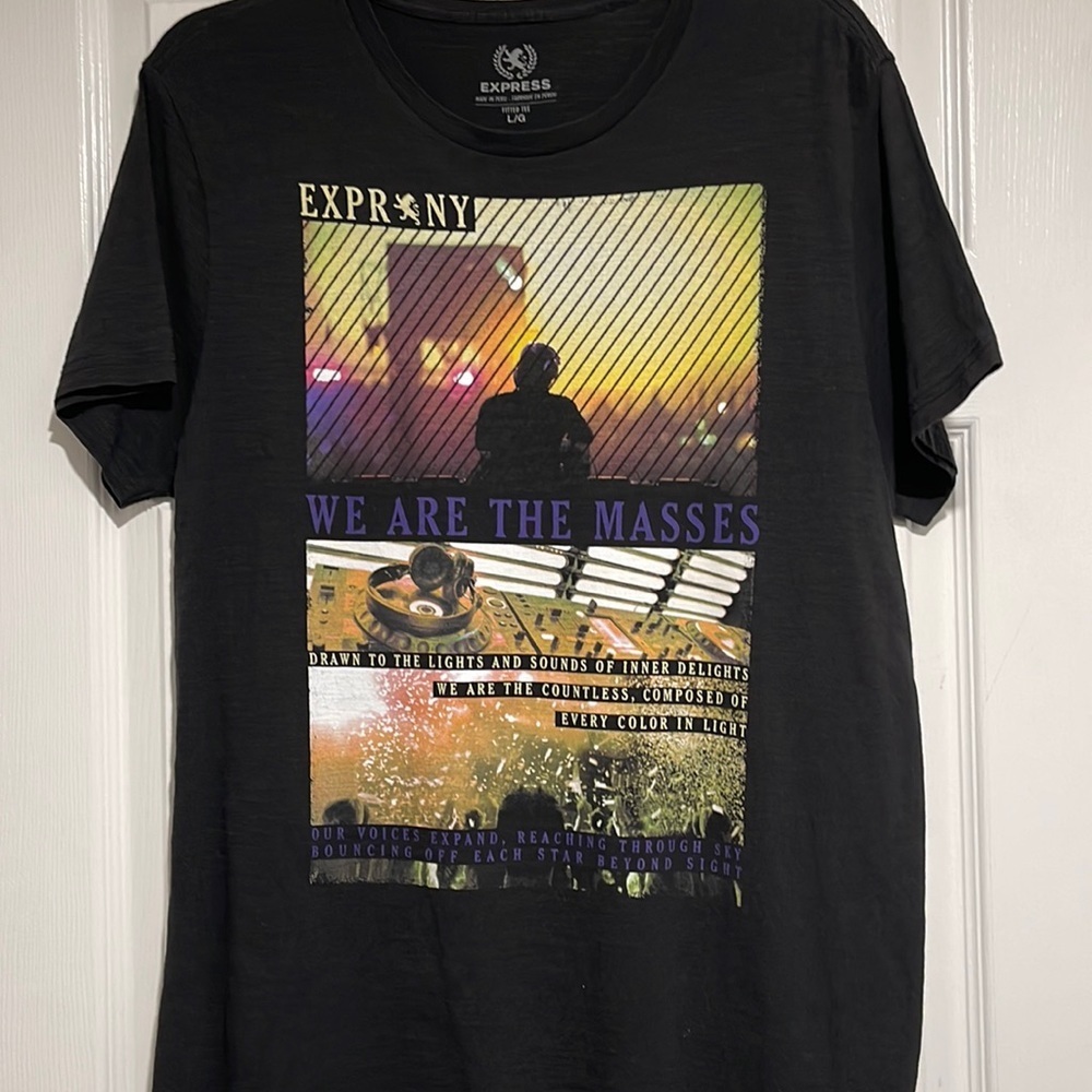 Express shirt. Sze Large